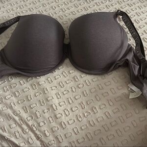 Victoria's Secret Gray Molded Bra Intimates